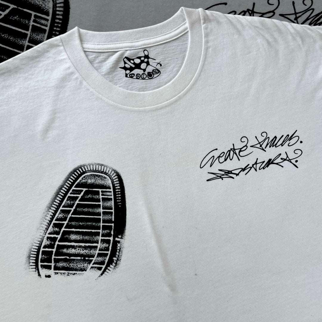 ABSTRAKT TRACES TEE