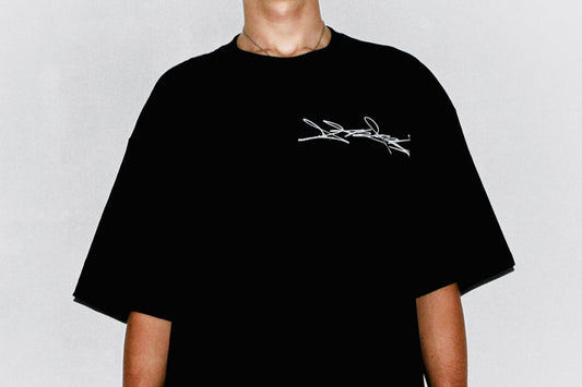 ABSTRAKT 03 BLACK TEE