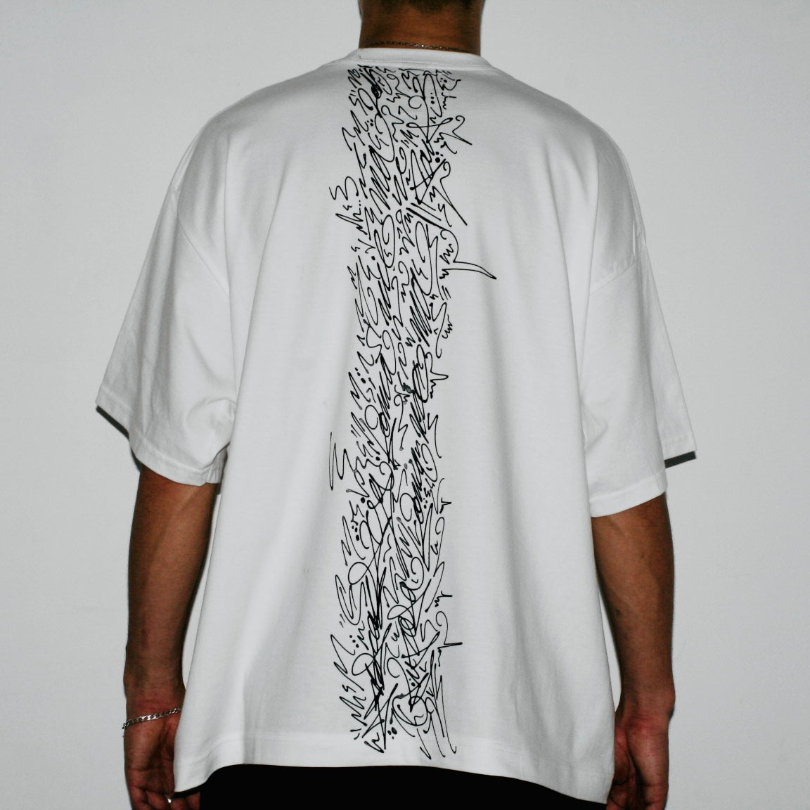 ABSTRAKTION HAS NO END TEE