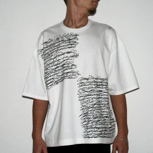 ABSTRAKT PARAGRAPH TEE