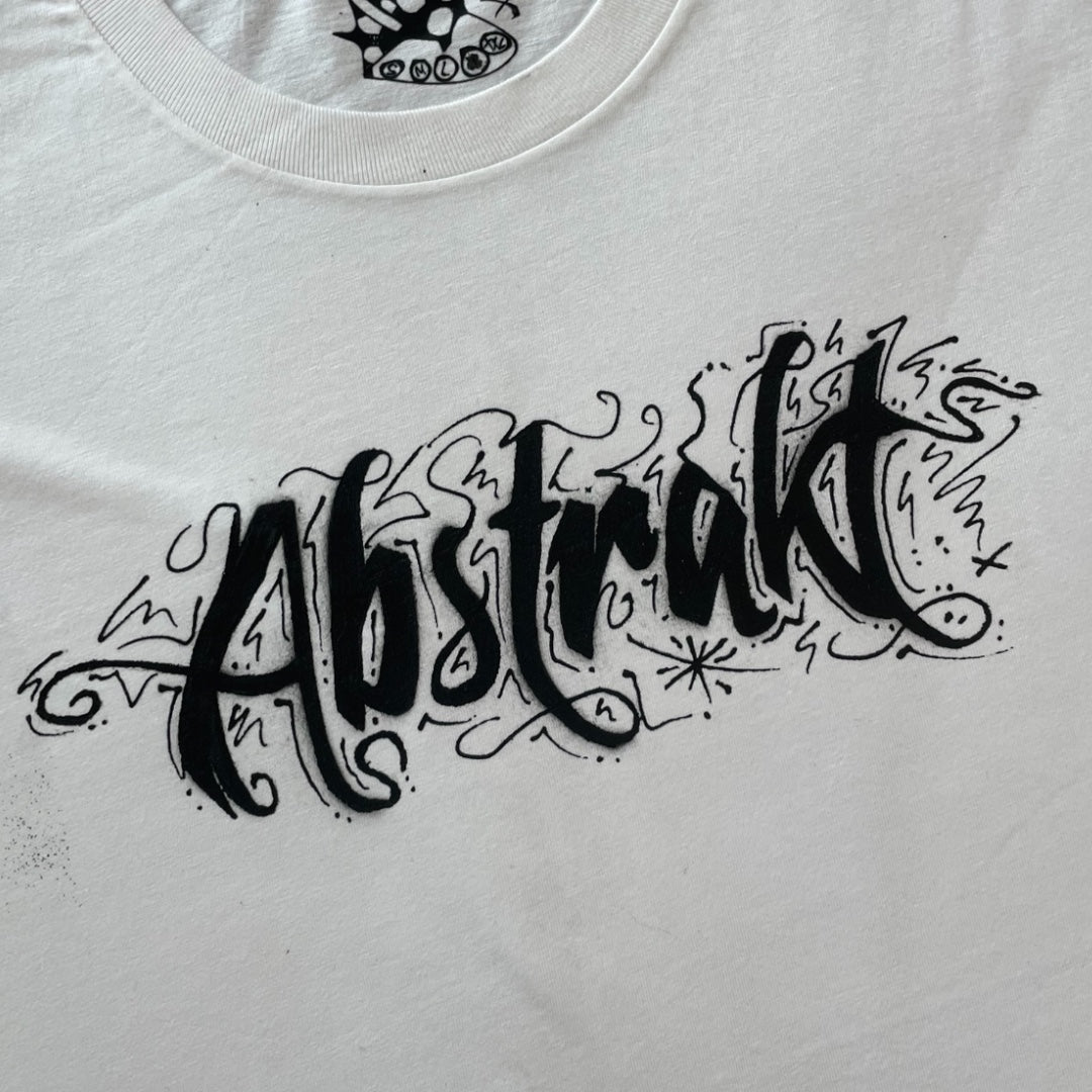 ABSTRAKT 01 TEE