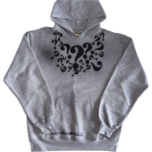 THRIFTED QUE CUSTOM HOODIE