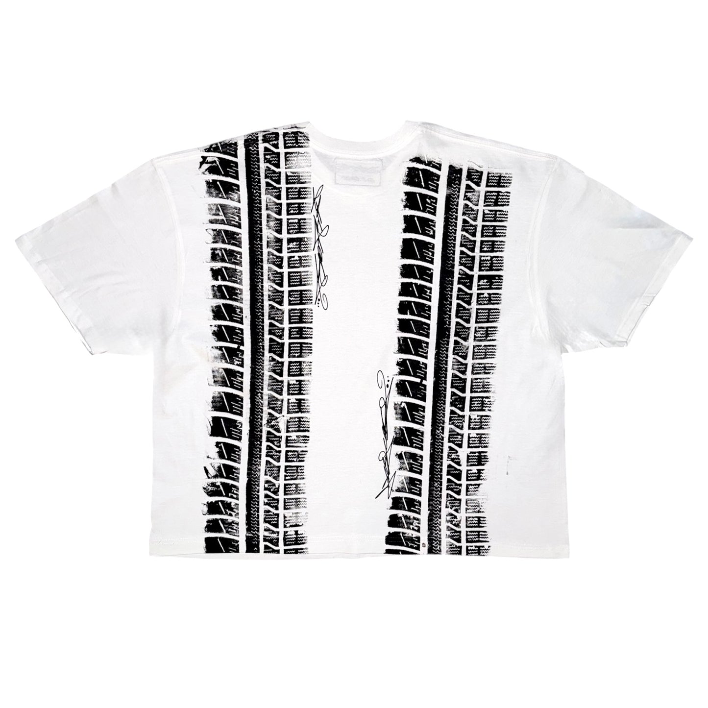 ABSTRAKT TIRE TEE